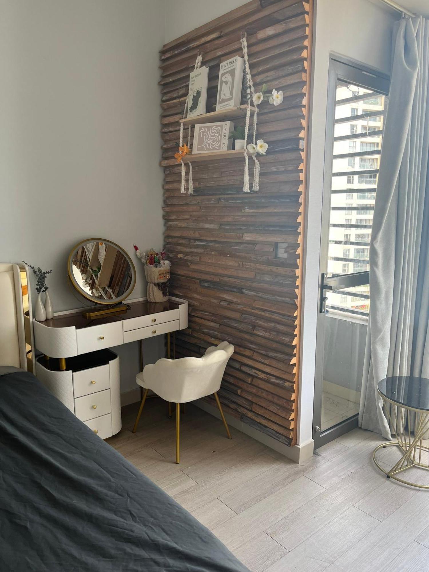 Double E Saigon Apartment In Rivergate Building Хошимин Екстериор снимка