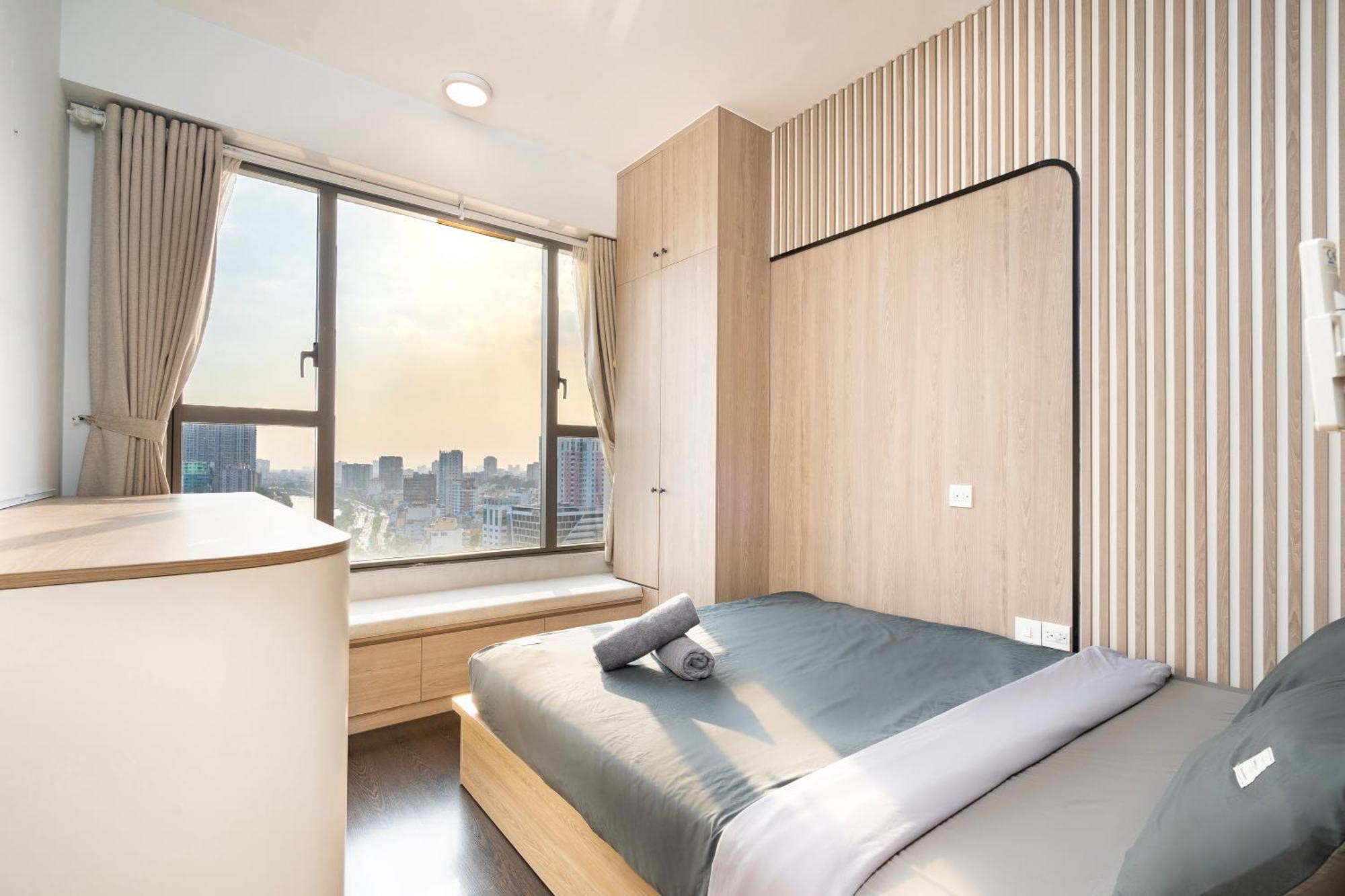 Double E Saigon Apartment In Rivergate Building Хошимин Екстериор снимка