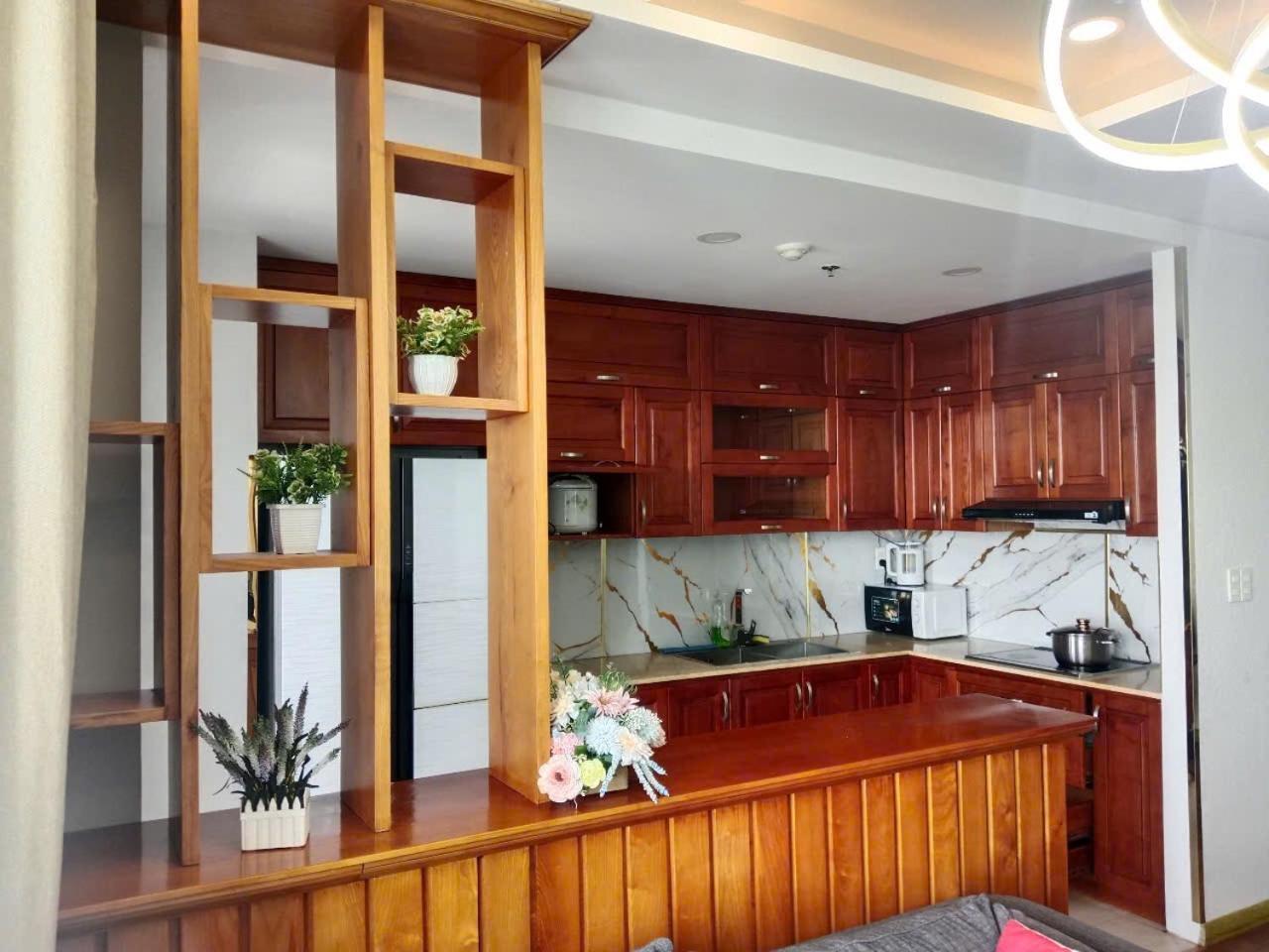 Double E Saigon Apartment In Rivergate Building Хошимин Екстериор снимка