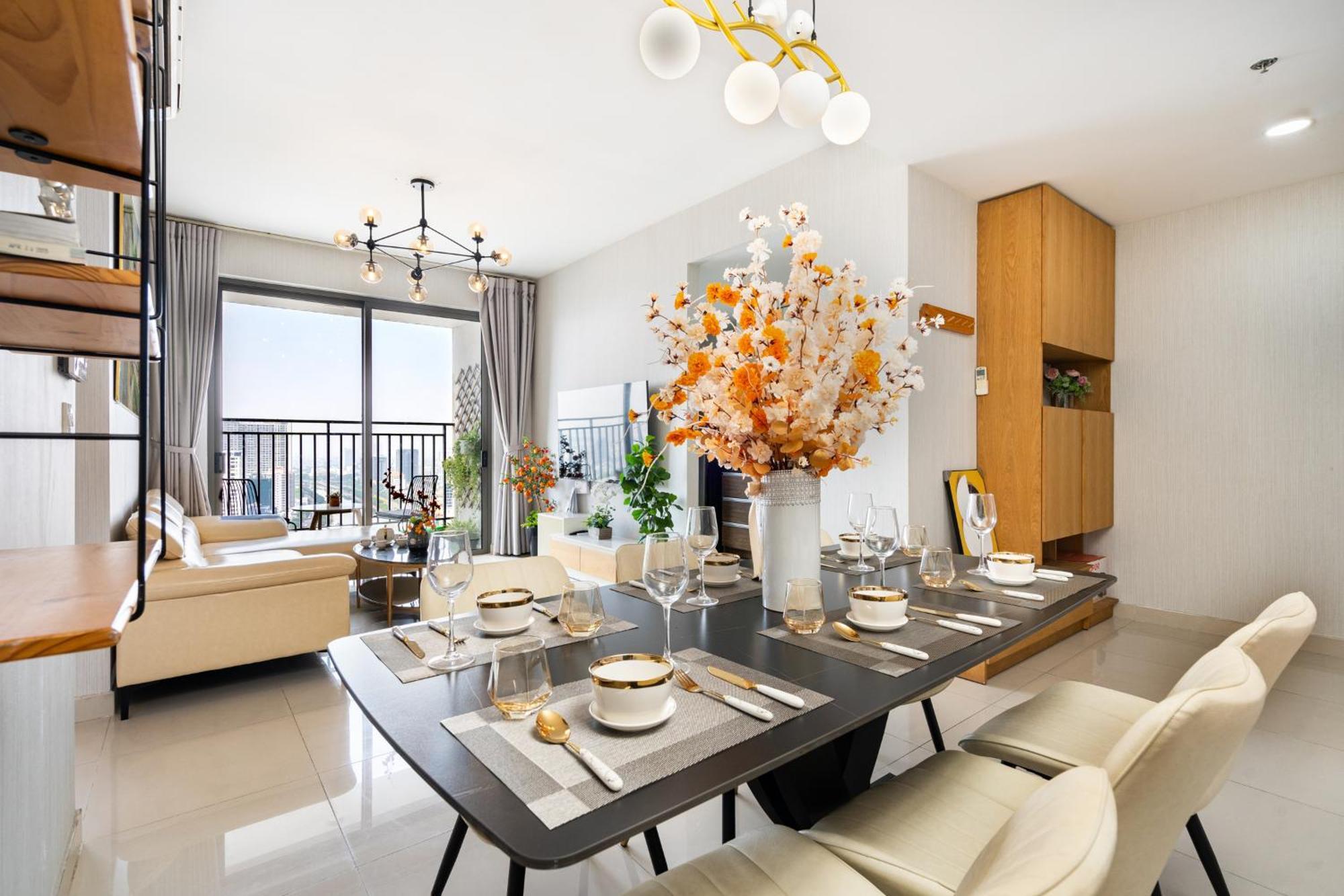 Double E Saigon Apartment In Rivergate Building Хошимин Екстериор снимка